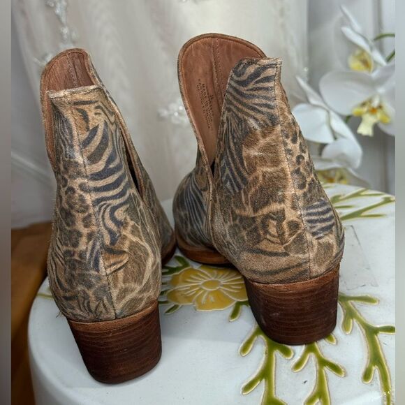 Free People Animal Charm Double V Ankle Boots - Picture 7 of 11